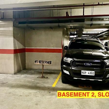 Ortigas 2 Bedroom Corner Unit With 2 Queen Across Shangrila Manila Zewnętrze zdjęcie