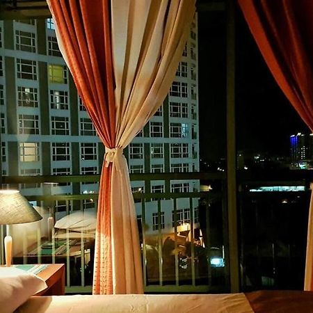 Ortigas 2 Bedroom Corner Unit With 2 Queen Across Shangrila Manila Zewnętrze zdjęcie