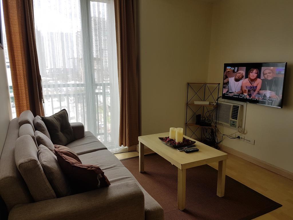 Ortigas 2 Bedroom Corner Unit With 2 Queen Across Shangrila Manila Zewnętrze zdjęcie